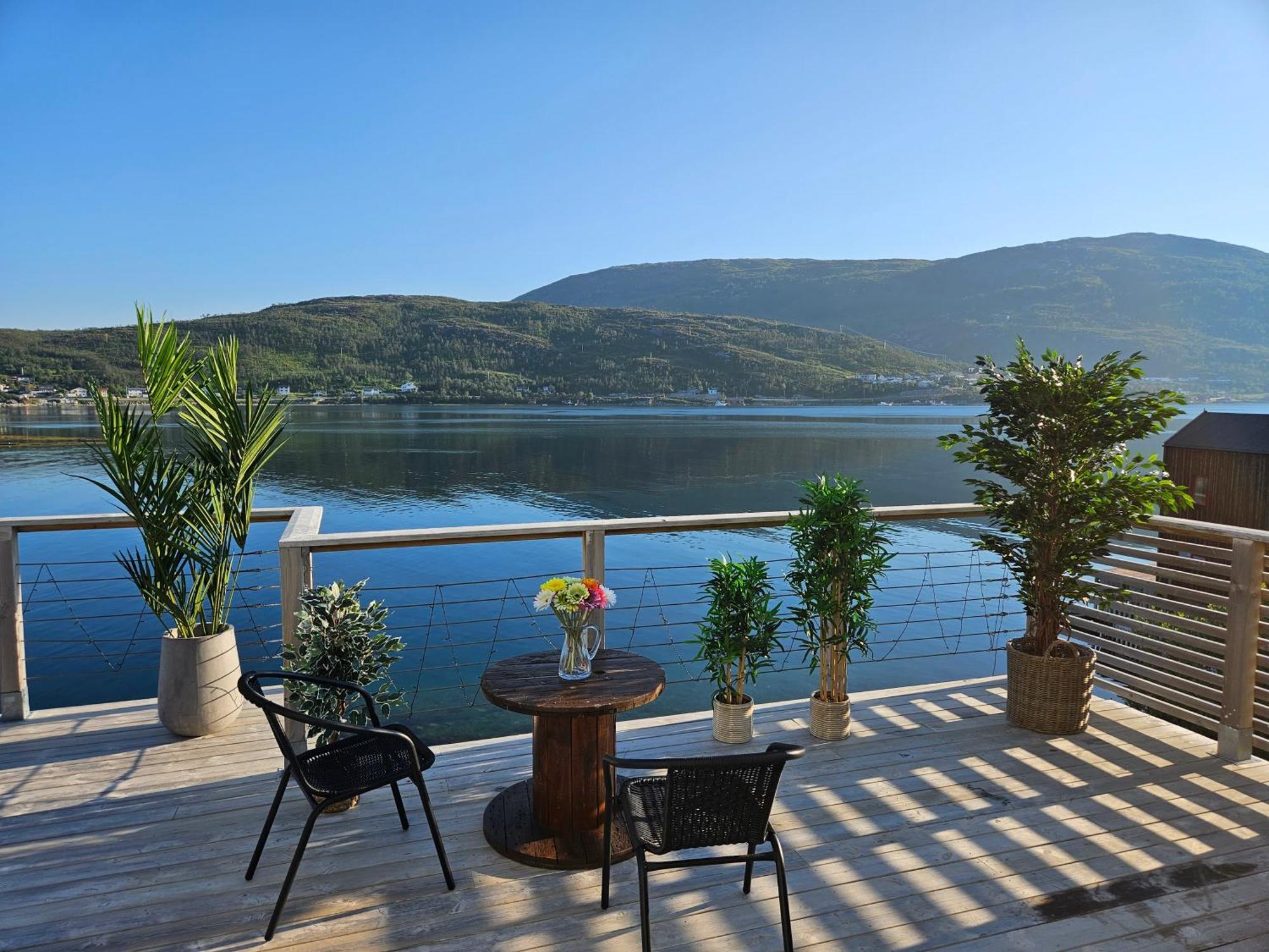 Kaldfjord Sea House Villa Tromso Room photo